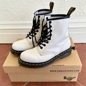 Dr. Martens 1460 Boots WITH Box, white, women’s size 5